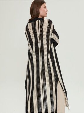 NEW! 🖤 Wild Fable Black and Cream Knit Cardigan